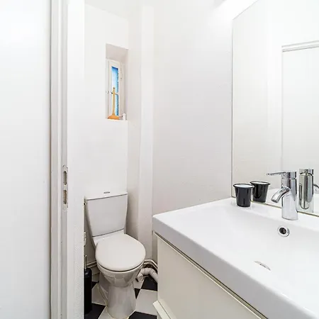 Apartment Le Petit Chaponnay - Charming For 2 Near Saxe Gambetta