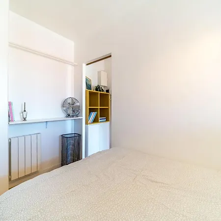 Апартаменты Le Petit Chaponnay - Charming For 2 Near Saxe Gambetta *